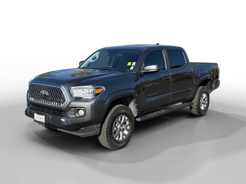 Used 2019 Toyota Tacoma SR5 image 1