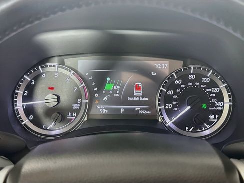 Used 2023 Toyota Highlander XLE AWD/4WD image 13