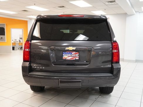 Used 2017 Chevrolet Tahoe LT w/ Luxury Package AWD/4WD image 9