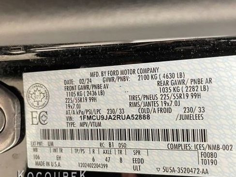 Used 2024 Ford Escape Platinum image 26