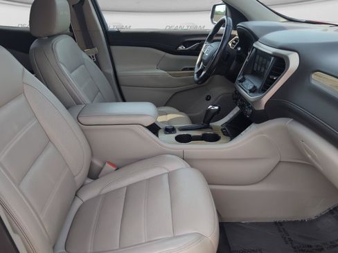 Used 2019 GMC Acadia Denali w/ Technology Package AWD/4WD image 18