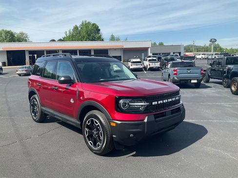 New 2026 Ford Bronco Sport Outer Banks AWD/4WD image 3
