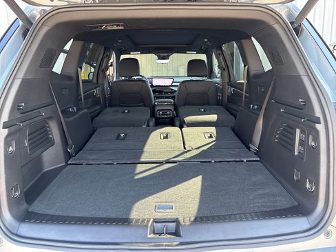 New 2025 Buick Enclave Avenir w/ Super Cruise Package image 47