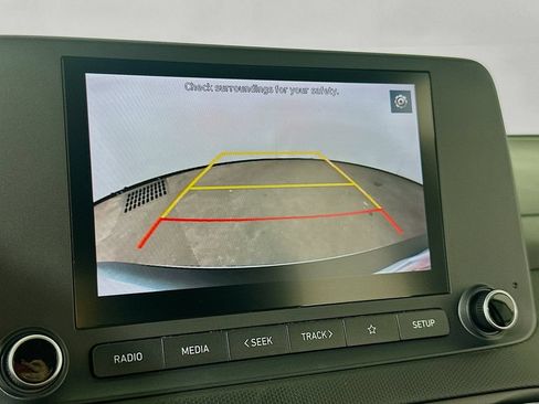 Used 2023 Hyundai Kona SEL AWD/4WD image 10
