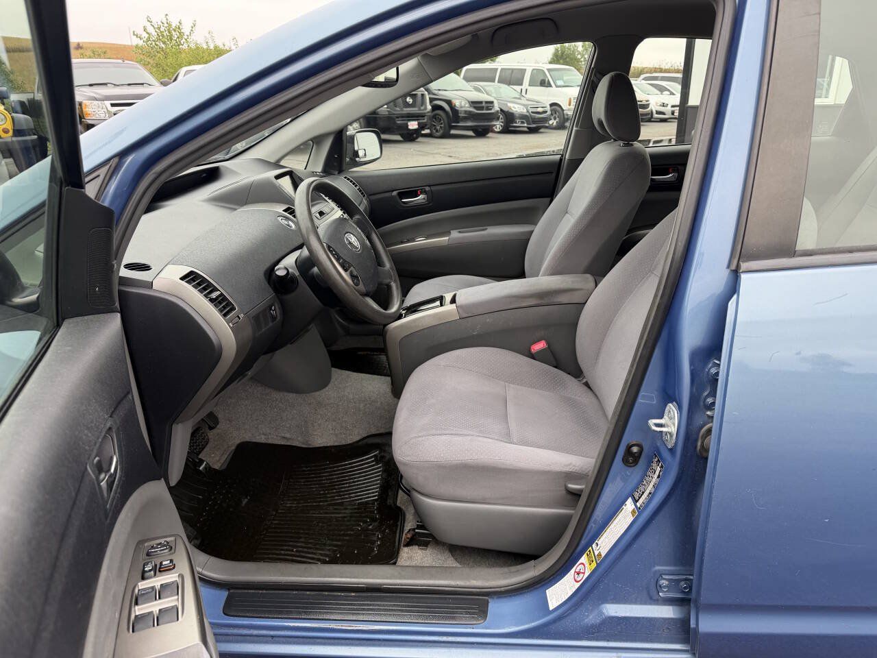 Used 2007 Toyota Prius w/ Pkg 3 FWD image 10