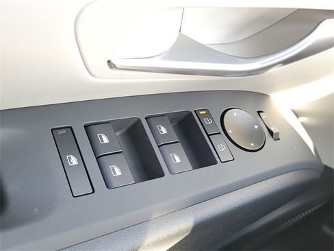 New 2026 Hyundai Tucson SE image 14