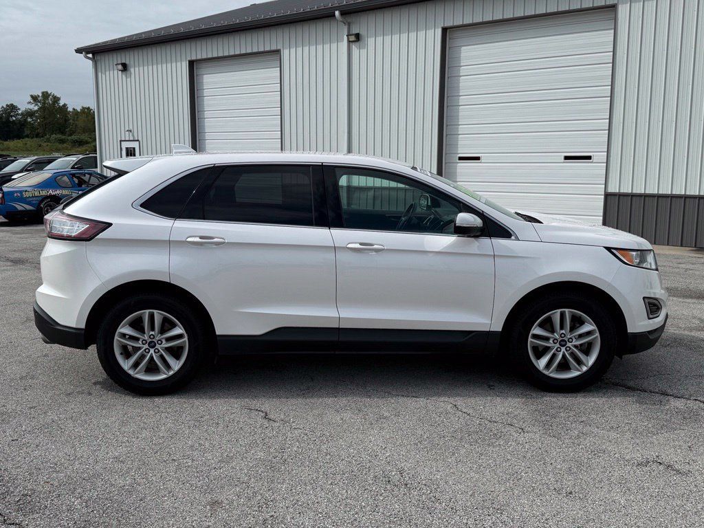 Used 2017 Ford Edge SEL w/ Equipment Group 201A FWD image 9