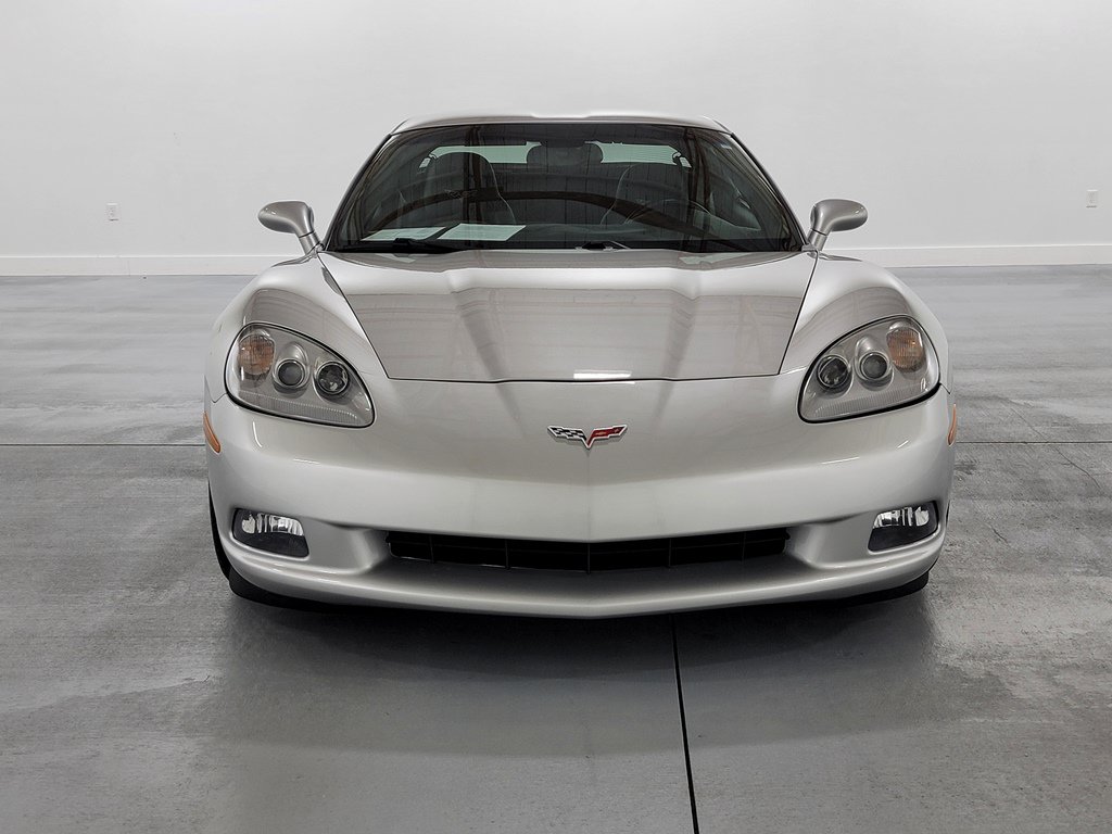 Used 2008 Chevrolet Corvette Coupe w/ Preferred Equipment Group RWD image 3