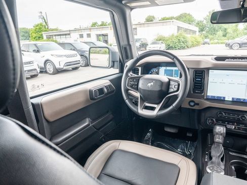 Used 2024 Ford Bronco Wildtrak AWD/4WD image 18