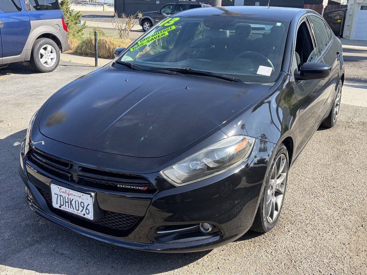 Used 2013 Dodge Dart SXT w/ SXT Special Edition Group FWD image 2