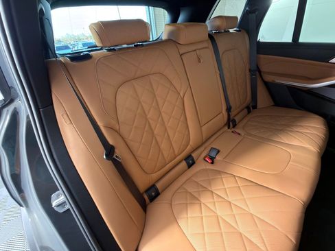 Used 2026 BMW X5 sDrive40i w/ Climate Comfort Package RWD image 33