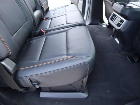 New 2026 Ford F250 Lariat AWD/4WD image 16