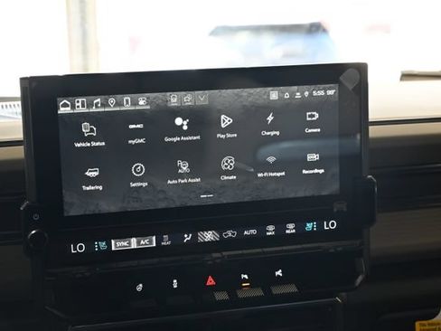 New 2026 GMC Hummer EV SUV w/ LPO, Dark Essentials Package AWD/4WD image 16