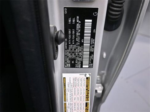 Used 2022 Toyota 4Runner TRD Off-Road image 19