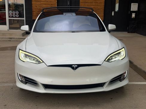 Used 2021 Tesla Model S Long Range Plus AWD/4WD image 8