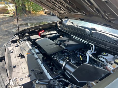 Used 2023 Chevrolet Colorado Trail Boss w/ Technology Package image 41