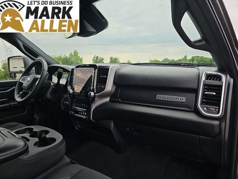 Used 2025 RAM 2500 Big Horn AWD/4WD image 29