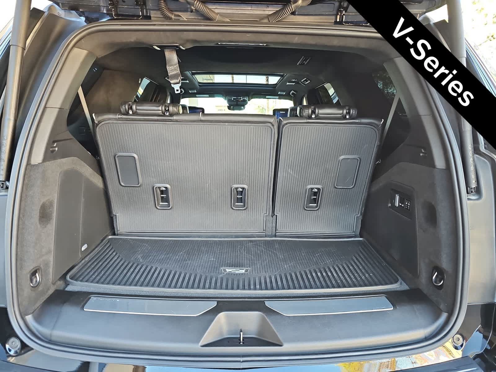 Used 2026 Cadillac Escalade V AWD/4WD image 22