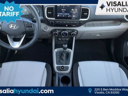 New 2025 Hyundai Venue SEL image 15