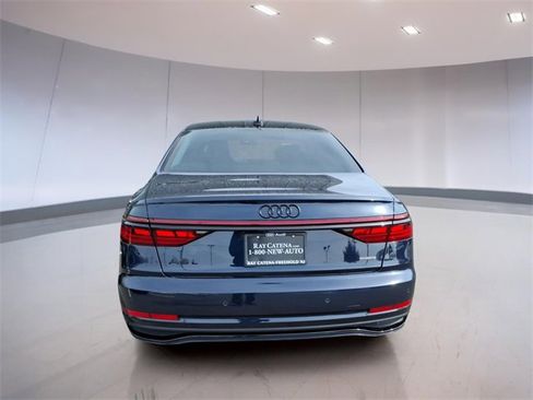 Used 2022 Audi A8 L 3.0T image 5