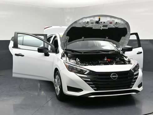 Certified 2025 Nissan Versa S w/ Trunk Package image 35
