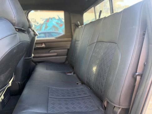 Used 2025 Toyota Tacoma TRD Sport AWD/4WD image 15
