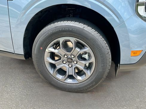 New 2026 Ford Maverick XLT w/ XLT Luxury Package FWD image 18