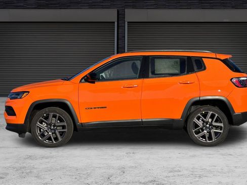 New 2026 Jeep Compass Latitude image 7