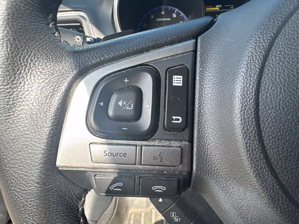 Used 2016 Subaru Outback 2.5i Premium AWD/4WD image 12
