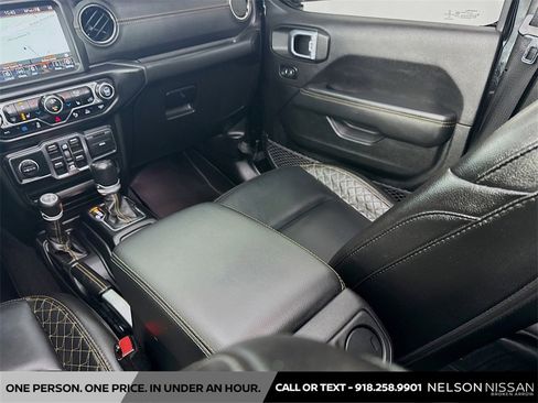 Used 2021 Jeep Wrangler Unlimited Sahara image 24