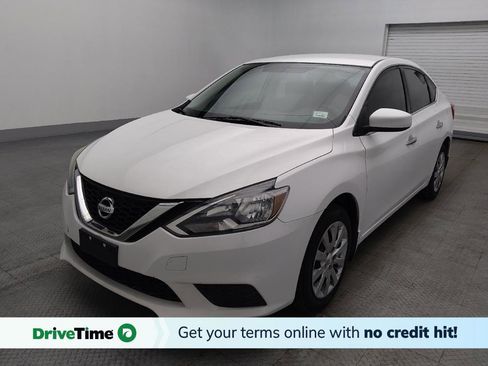 Used 2017 Nissan Sentra S FWD image 1