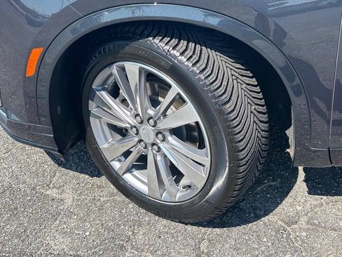 Used 2023 Cadillac XT6 Premium Luxury FWD image 27