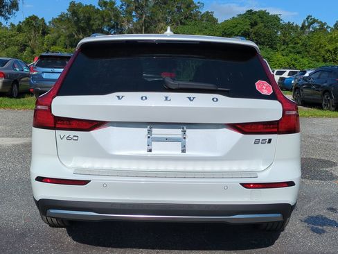 New 2026 Volvo V60 B5 Cross Country Plus w/ Protection Package Premier image 5