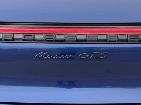 Used 2022 Porsche Macan GTS image 27