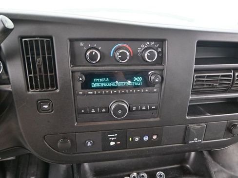 Used 2020 Chevrolet Express 2500 w/ Driver Convenience Package image 8