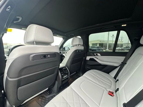 Certified 2025 BMW X5 sDrive40i w/ M Sport Package image 24