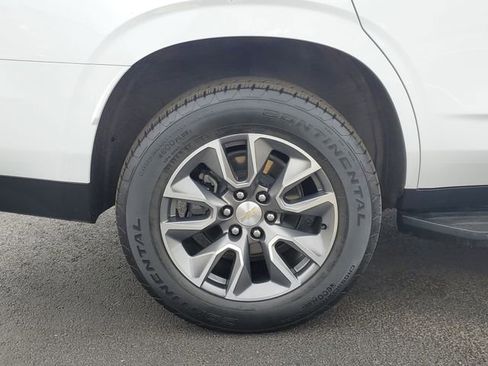 Used 2024 Chevrolet Tahoe LT w/ Luxury Package image 9