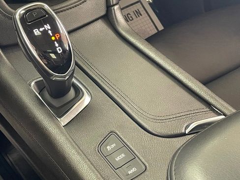 Used 2019 Cadillac XT5 Luxury image 31