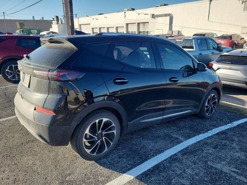 Certified 2022 Chevrolet Bolt EUV Premier w/ Super Cruise Package image 15