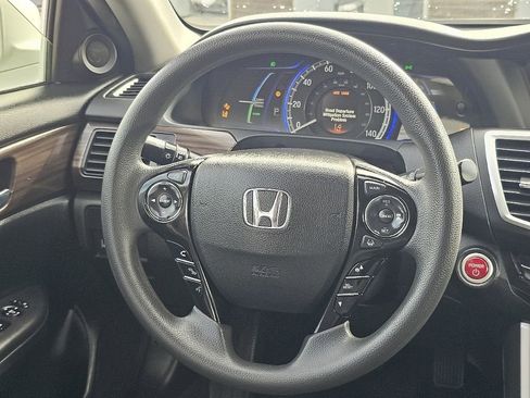 Used 2017 Honda Accord Hybrid Sedan image 36