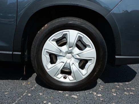 Used 2023 Subaru Forester AWD/4WD image 5