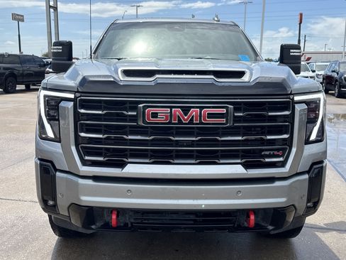 Used 2025 GMC Sierra 2500 AT4 AWD/4WD image 15