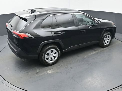 Certified 2025 Toyota RAV4 LE AWD/4WD image 38