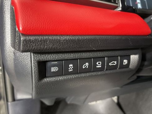Used 2025 Toyota Camry XSE w/ Premium Plus Package AWD/4WD image 9