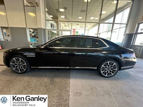 Used 2024 Genesis G90 3.5T AWD/4WD image 8