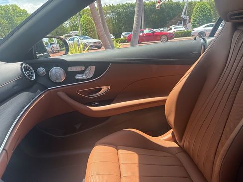 Used 2023 Mercedes-Benz E 450 4MATIC Cabriolet image 7