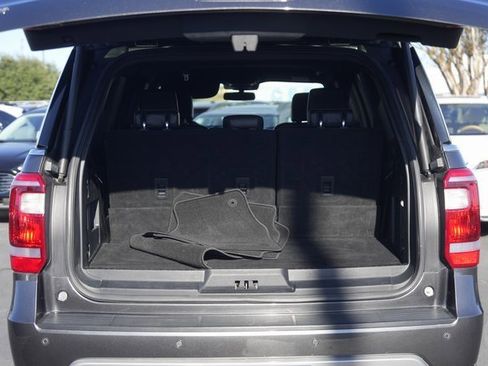 Certified 2021 Ford Expedition XLT image 31