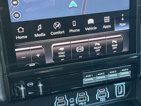 Used 2025 RAM 2500 Rebel w/ Rebel Level 2 Equipment Group image 30