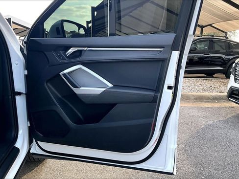 Used 2022 Audi Q3 2.0T Premium Plus image 21