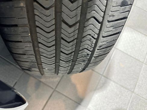 Certified 2023 Mercedes-Benz E 350 4MATIC Sedan image 39